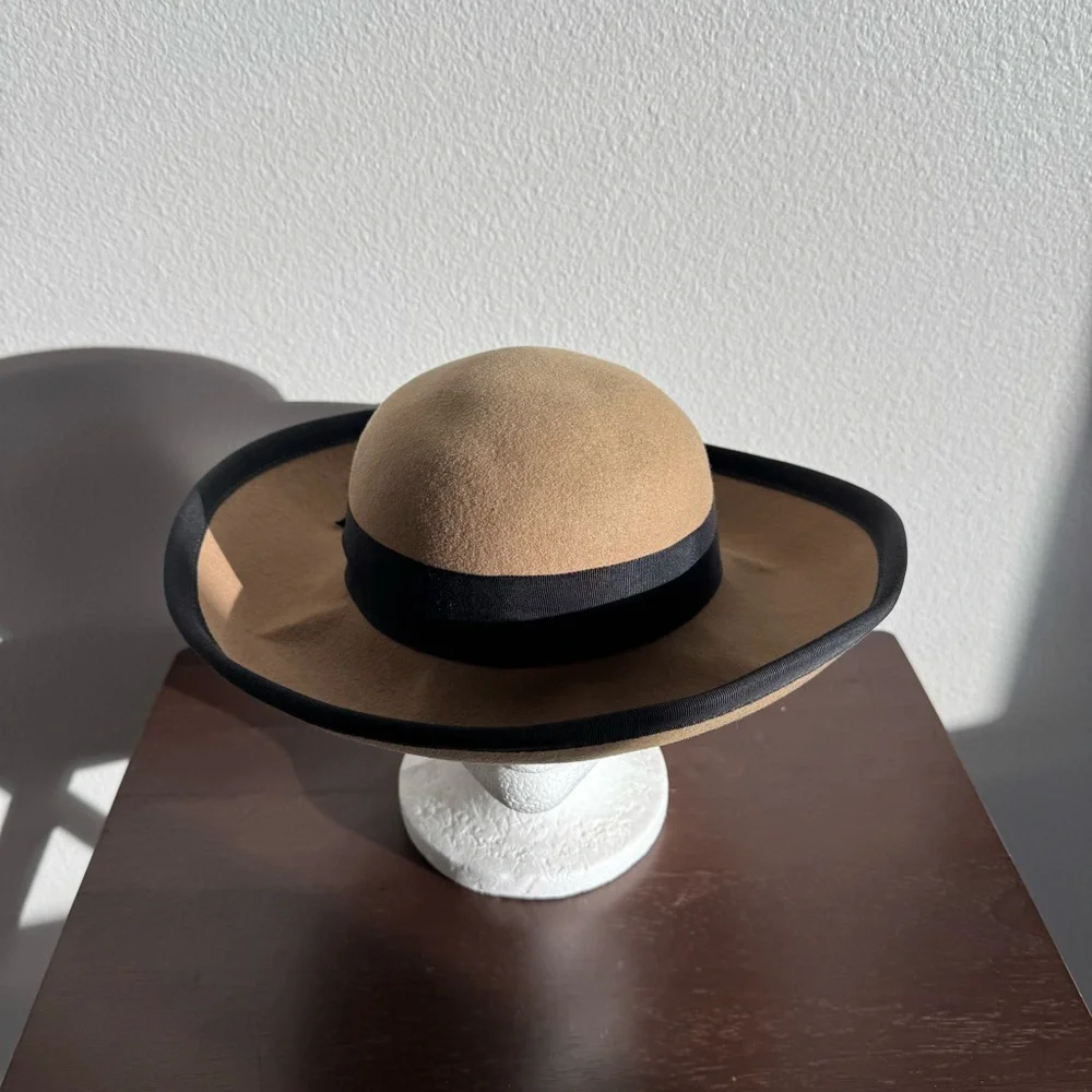 VTG Madcaps 5th Ave New York Wool Felt Cloche Hat Camel Black Ribbon Wide Brim